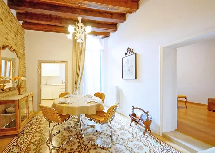 Dolcevita Apartments N 499 Biennale